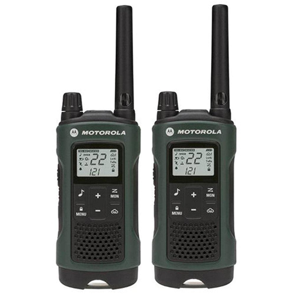 Motorola Solutions Motorola Talkabout T465 Rechargeable Two-Way Radio Bundle (Green)